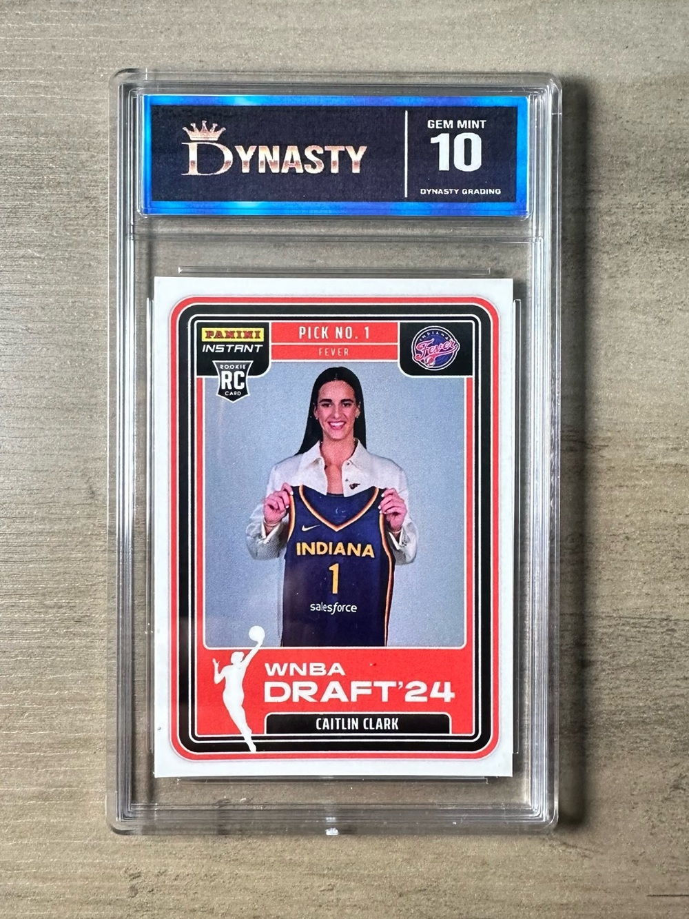 Caitlin Clark Rookie 2024/25 Panini Instant #DN-1 Gem Mint 10 Novelty Card.